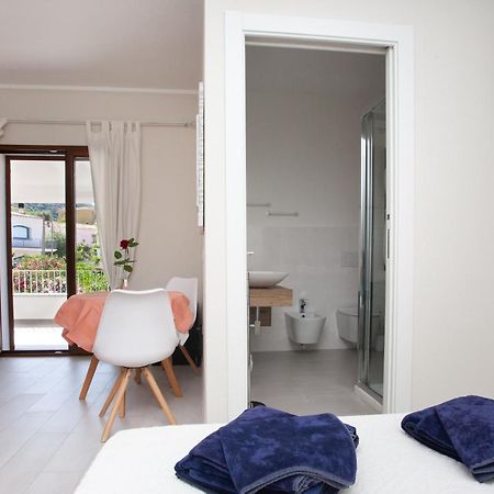 Lu Lioni Rooms San Teodoro  Exterior foto